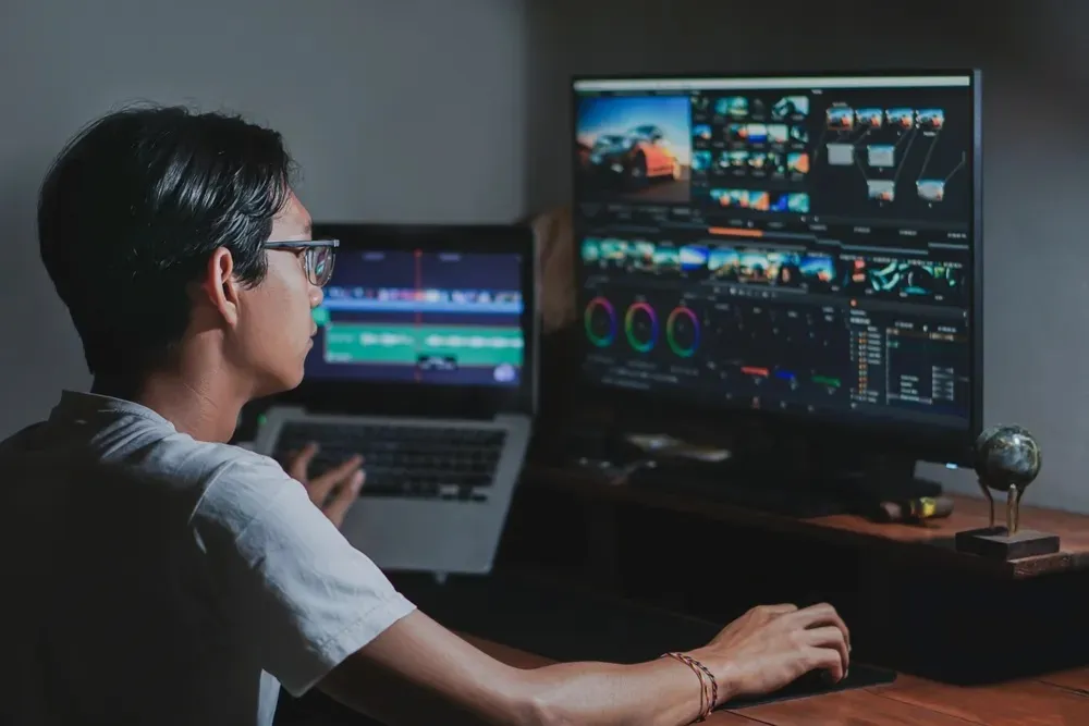 How Much Does It Cost to Hire a Freelance Video Editor in 2026?